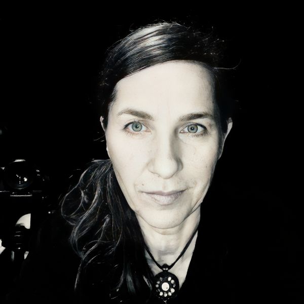Monika Groth